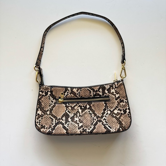 Beautiful Small Snakeskin Patterned Shoulder Bag - Picture 2 of 8